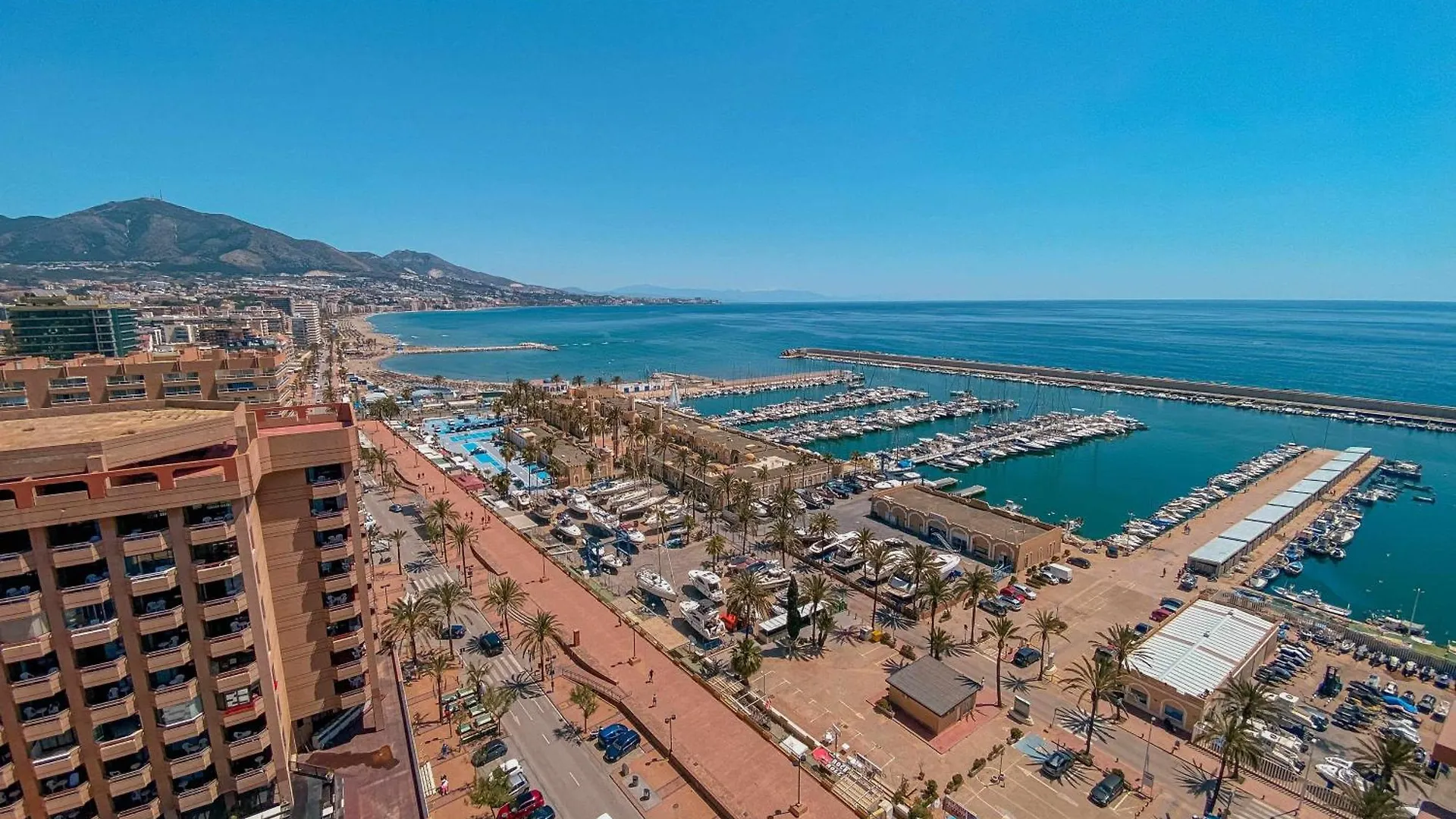 Atico Con Piscina Privada Y Vistas Al Mar Apartment Fuengirola